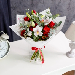 Red-White Bouquet