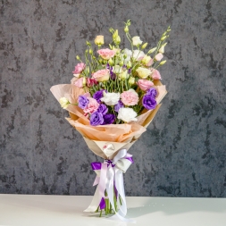 Bouquet of 15 White Pink Purple Lisianthus