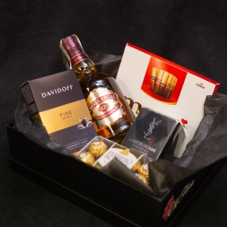 Set For Men with Chivas Regal, Davidoff, Perfume and Sweets