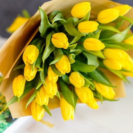 Buchet lalele galbene in hartie naturala alt vedere product 6