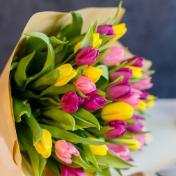 Bouquet of 31 multicolored tulips Nr 20