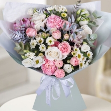 Buchet Roz si Alb in Tonuri Delicate alt vedere product