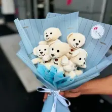5 Teddy Bear Bouquet. alt vedere product