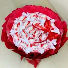 Bouquet of Raffaello alt vedere product
