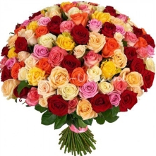 Buchet din 101 trandafiri multicolori romanesti cu dimensiune 30-40 cm, decorat cu panglica de satin si organza alt vedere product