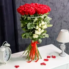 Buchet de Trandafiri Rosii alt vedere product 2